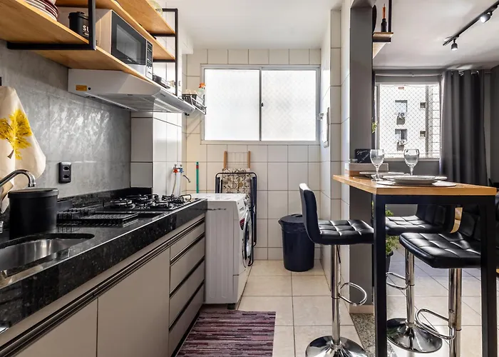 Flats Praia Uberlandia - Apt próximo ao Praia Clube - Area de lazer com Portaria 24 horas, piscina, academia, brinquedoteca, churrasqueira e áreas verdes para caminhadas