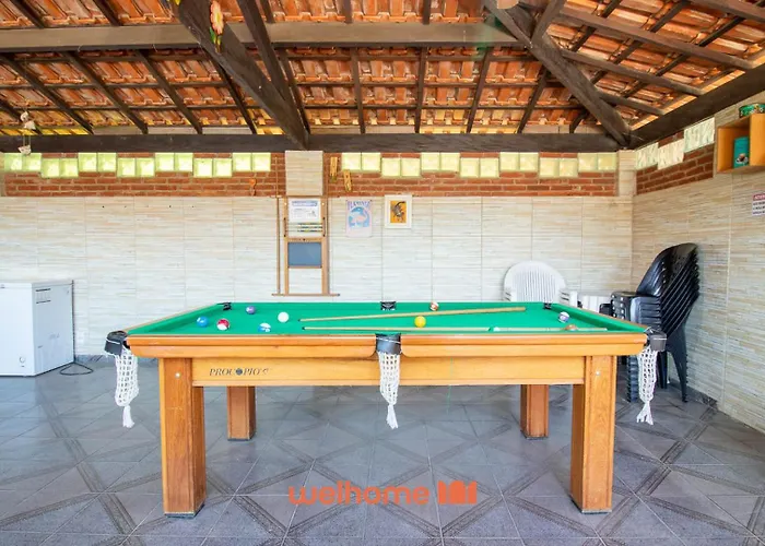 Sitio em Aracariguama com Piscina e Churrasqueira