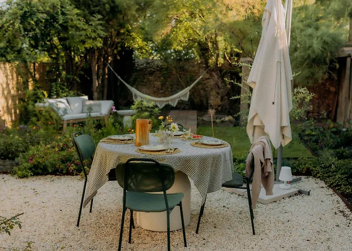 Cozy And Refined Retreat In The Heart Of Fanjeaux