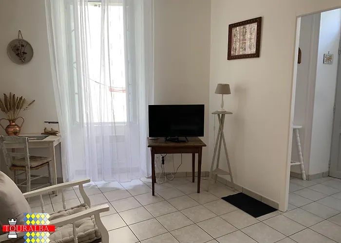 Echoppe Ancienne Boutique de cordonnier avec jardin privé
