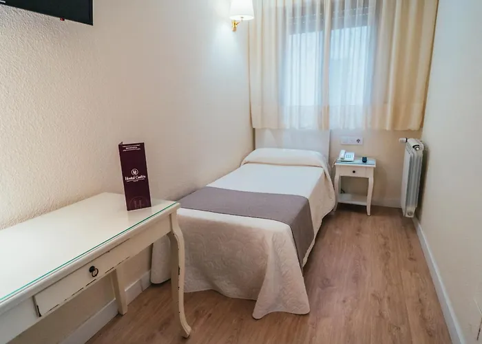 Casa de huéspedes: Hostal Cortes