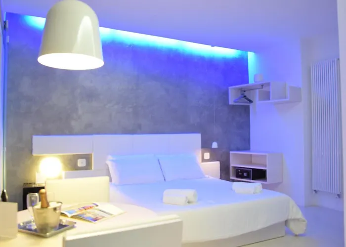 Hotel boutique: Design&Art Pie' - Elegant Rooms Near The Pantheon, Calm & Central Stay