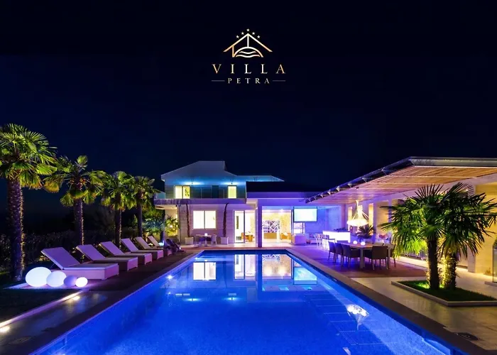 Villa Petra, Luxury Villa & Private Yacht Experience Near Zrce Beach, Pag