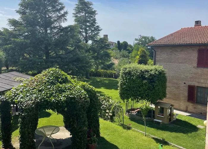 Agriturismo Azienda Agricola La Roccaia