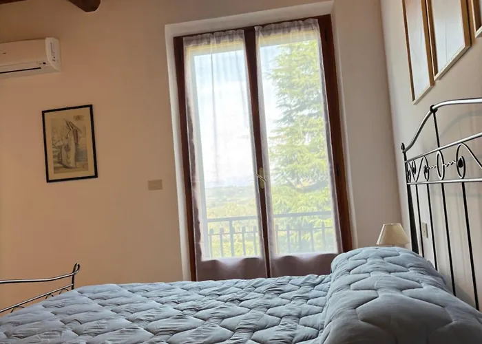 Agriturismo Azienda Agricola La Roccaia