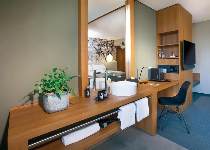 Me And All Hotel Dusseldorf, By Hyatt