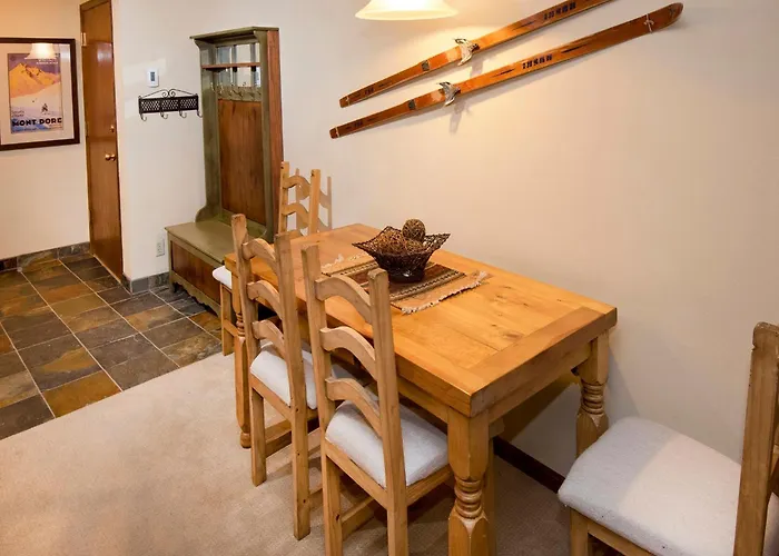 Hotel near College: Seasons At Avon, A Vail Resorts Property