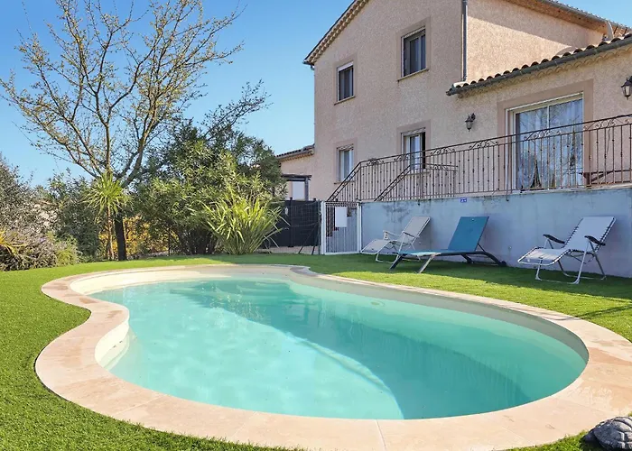 1 Bedroom Gorgeous Home In Barjac
