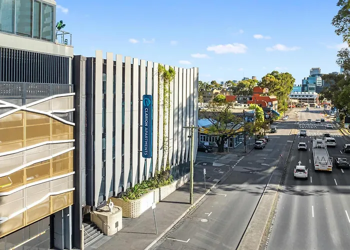 Pet Friendly hotel: Clarion Apartments South Melbourne