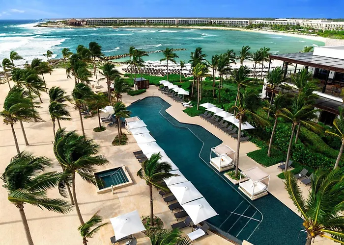 Luxury hotel only: Hilton Tulum Riviera Maya All-Inclusive Resort