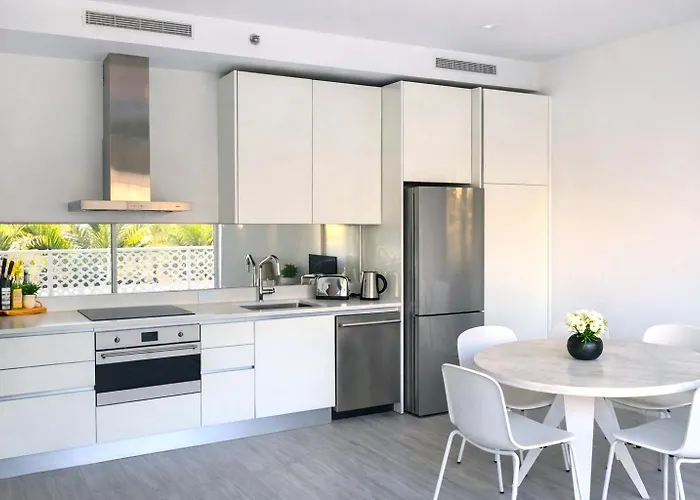 Cayman Luxury Rentals At The Grove