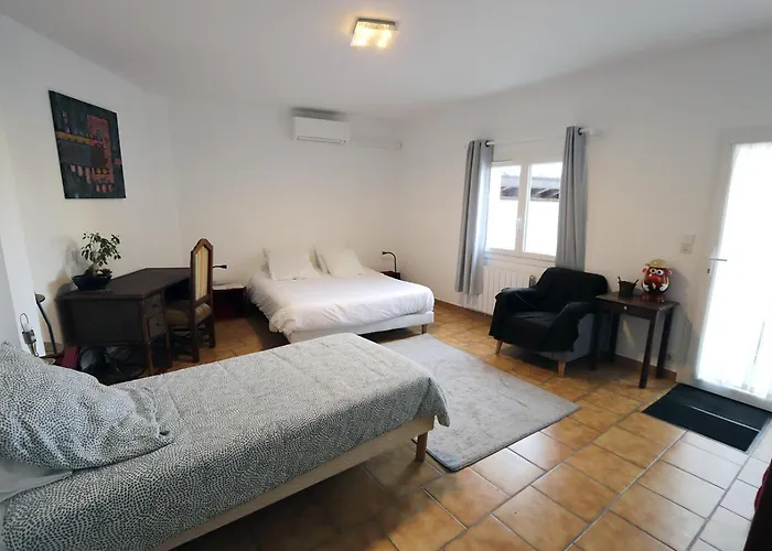 APPARTEMENT 1 à 9 personnes Hagetmau coeur de ville