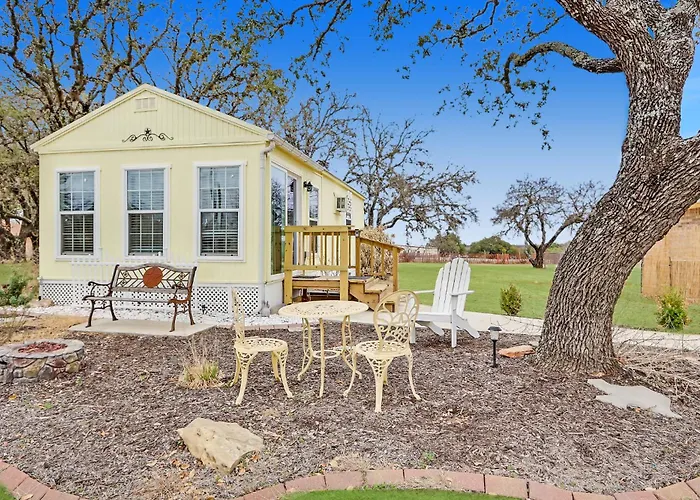 Karas Cottage