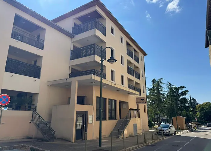Superbe appartement à Uzès avec place de parking