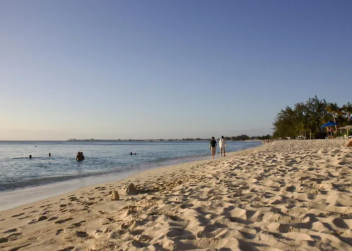 Luxury 1 Bed Apartment Near Seven Mile Beach At The Grove - Villa Zen