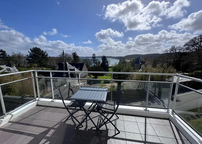 Appartement vue mer exposé sud à Carantec