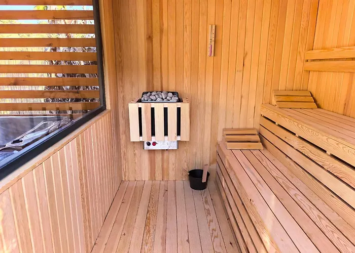 Lueks Villa Kaktues Oezel Havuz, Sauna & Jakuzi & Kano