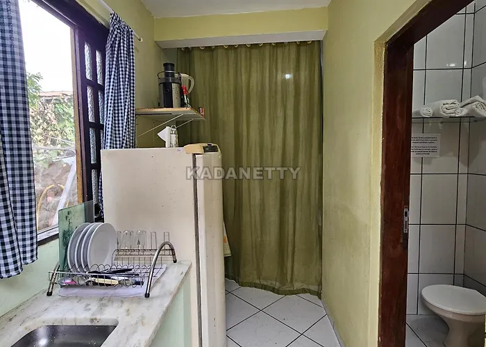 Casa Ventilada e Confortável, Perto da Rodovia e 2km da Praia