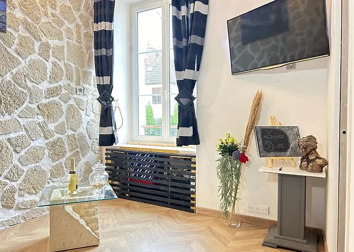 Charmant cocon, Lagny sur marne, parking, wifi, proche Disney RER