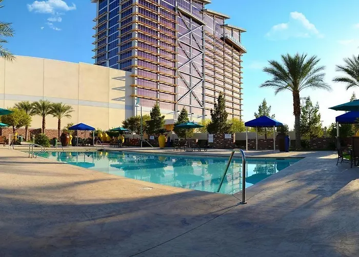 Jacuzzi hotel: Eastside Cannery Casino Hotel