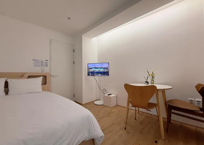 Mangwon Hangang Park House 3 Rooms Or One Room