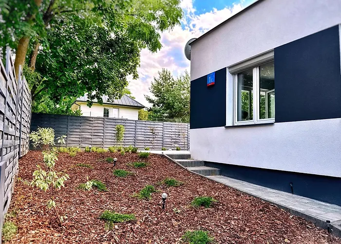 Modern Villa & Private Garden In Warsaw - Fully Renovated 2025