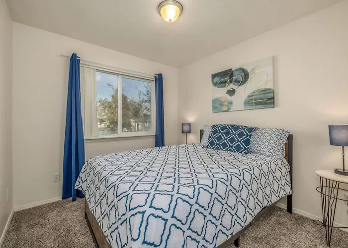 The Corbin Park Cozy Corner- Post Falls Modern Townhome