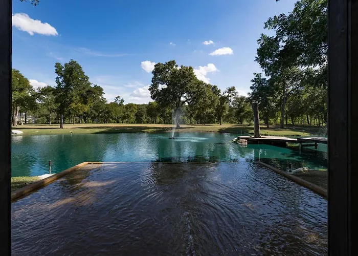 Bentwood Texas Suite 4