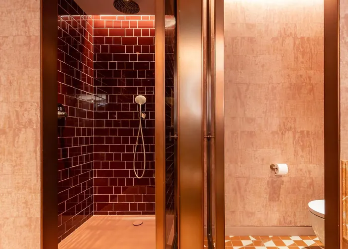 Hotel de 4 estrellas: Palacio Bellas Artes San Sebastian, Curio Collection Hilton