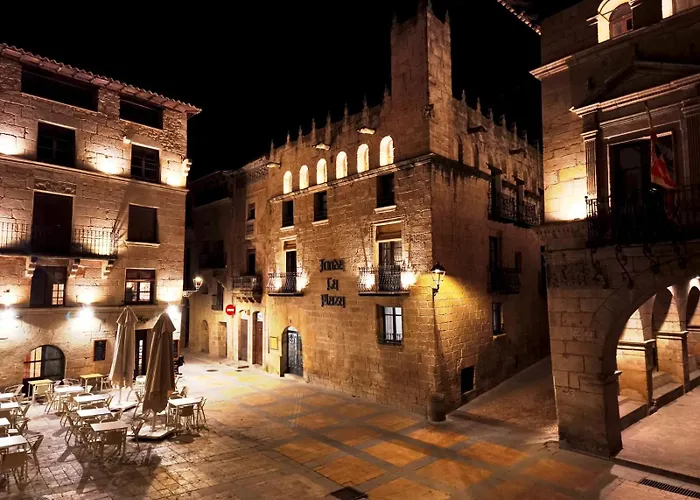 Fonda La Plaza