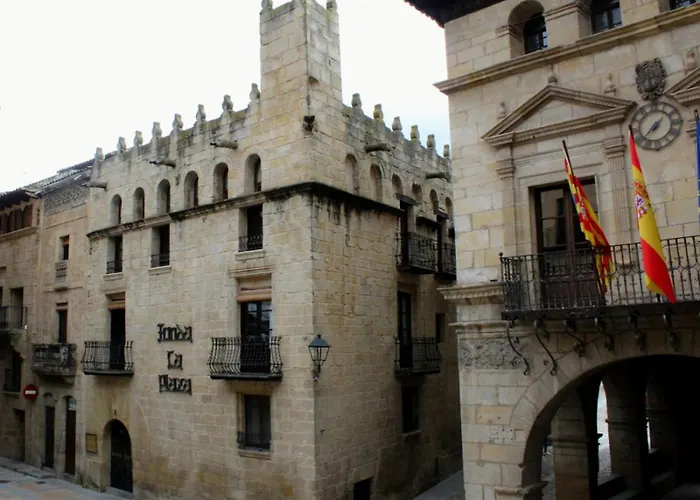 Fonda La Plaza