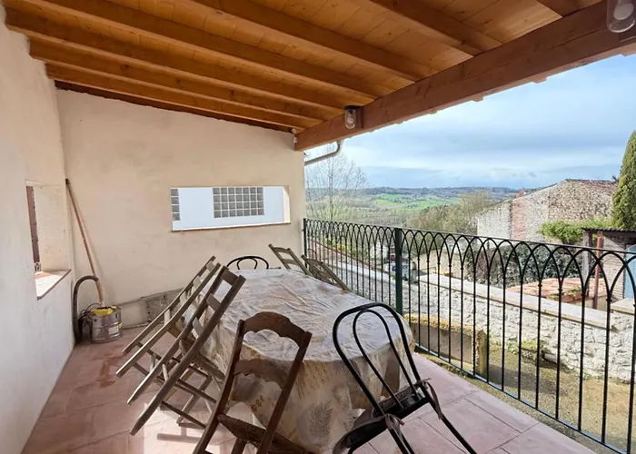Maison climatisée avec terrasse et ascenseur
