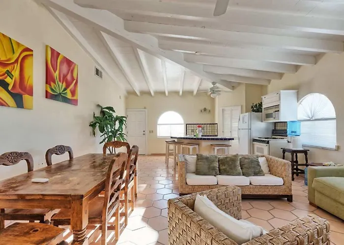 Quiet Bungalow Near Beach Barefoot Bungalow 3