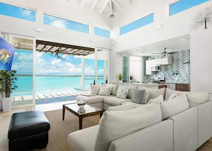 Caicos Cays 4Br Waterfront W Kayaks Infinity Pool Dock & Hot Tub