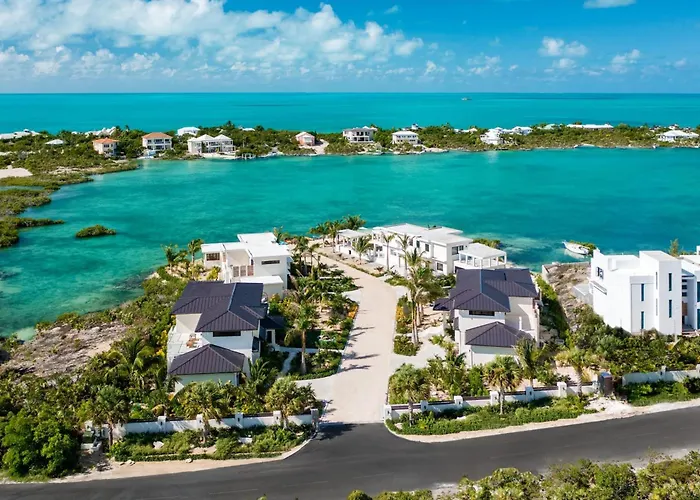 Evie 4Br Modern Villa W Pool Kayaks & Access To Beach