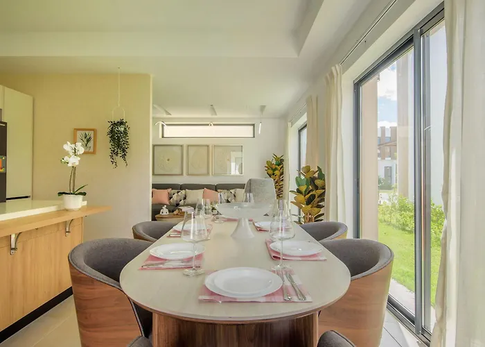 Ziba | Amplio Townhouse 3H Con Piscina Privada
