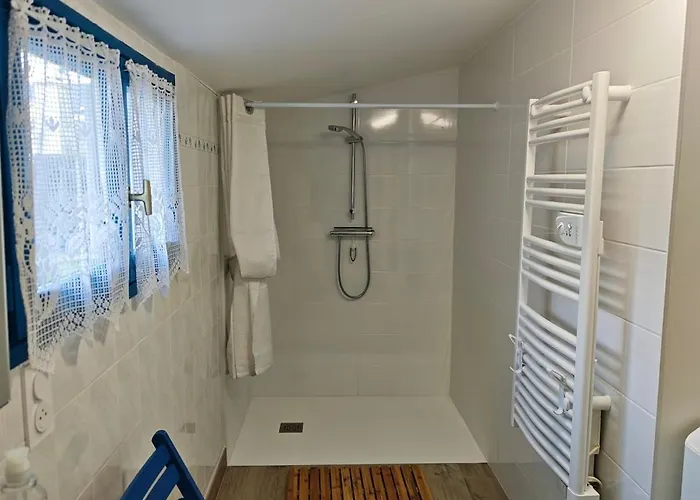Maison rénovée à Port-Louis - Plage à 5min à pied