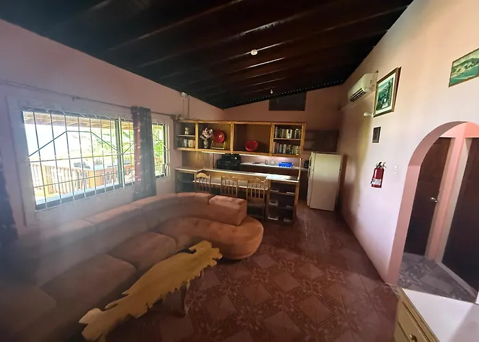 Birdies Nest Upper 2 Bedroom Beach View