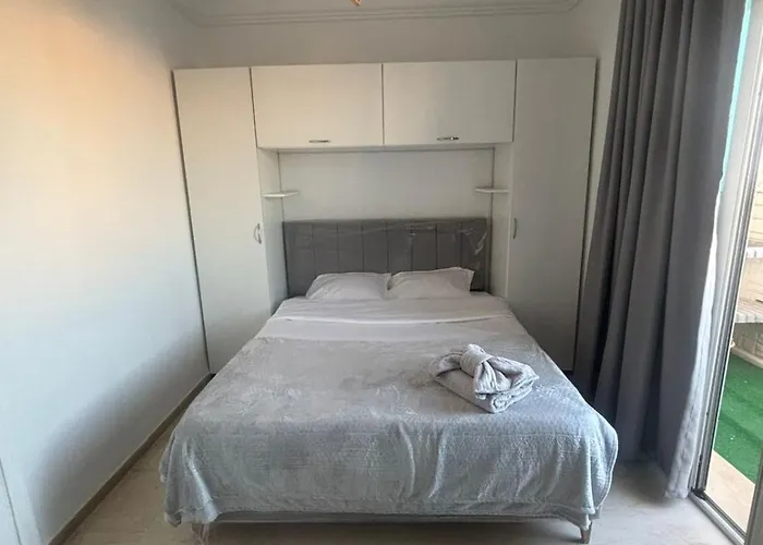 Cosy Apartment With Terrace, Bbq & Open View