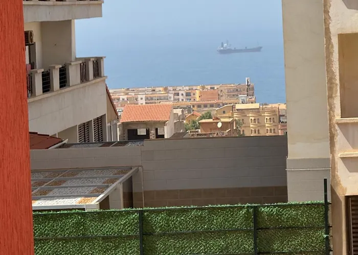 Appartement équipé et ensoleillé avec vue sur mer
