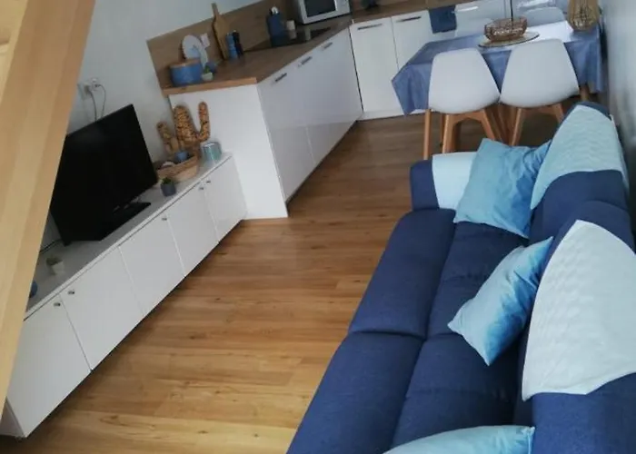 Charmant appartement bord de rance