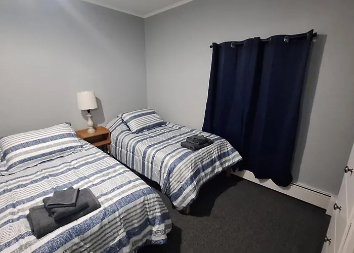 Oswego 2Br Ground-Floor Apt Near Suny, Walk To Downtown & Lake Ontario