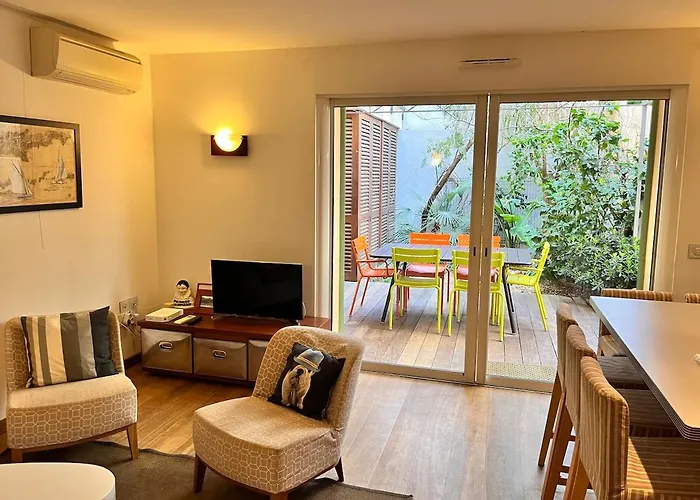Un patio à Porquerolles