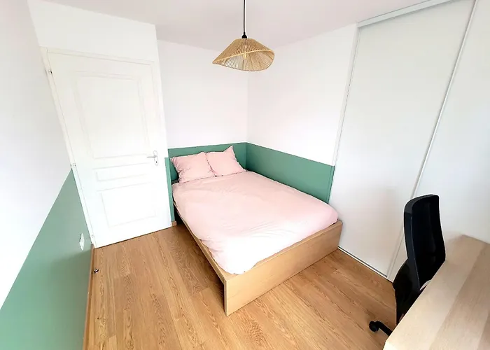 Appartement lumineux proche Genève et Jura 3 chambres, terrasses et parking