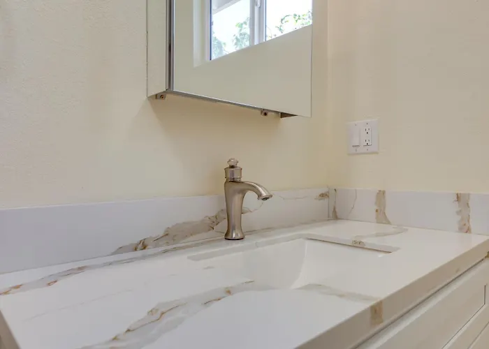South Bay Sweet Spot! Extended-Stay Studio