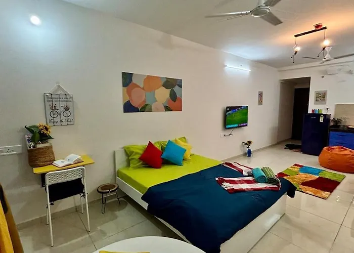 Studio Apt Near Balewadi High St- Casa Sparkle