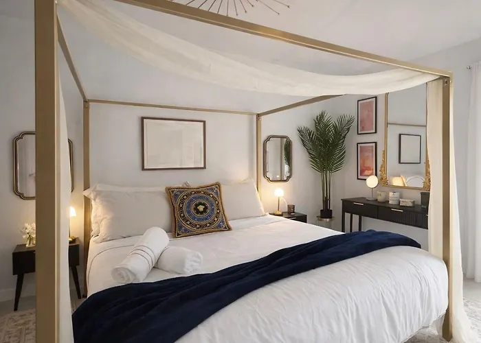 Lux 2Br Skyline By Untitled Stay