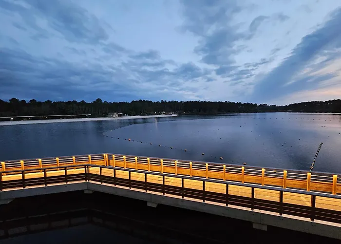 Le Trésor du Lac - Casteljaloux - Lac de Clarens - Appartement - Piscine - Parking - WIFI - Accès privée Plage - Golf - Casino - Terra Aventura - So Vélo