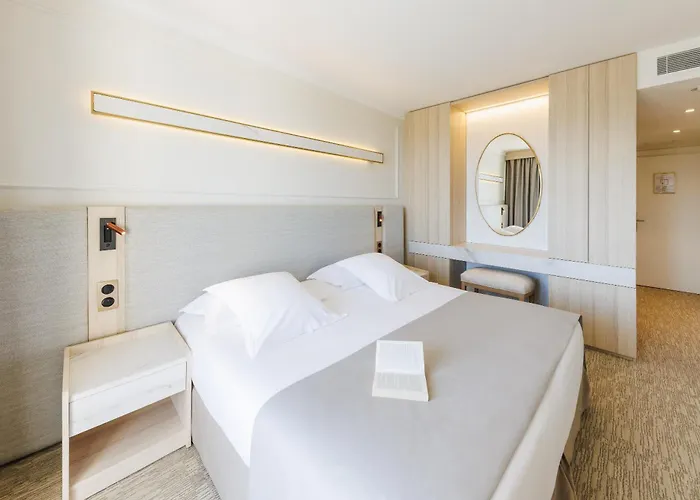 Animaux admis Corsica & Spa Serena