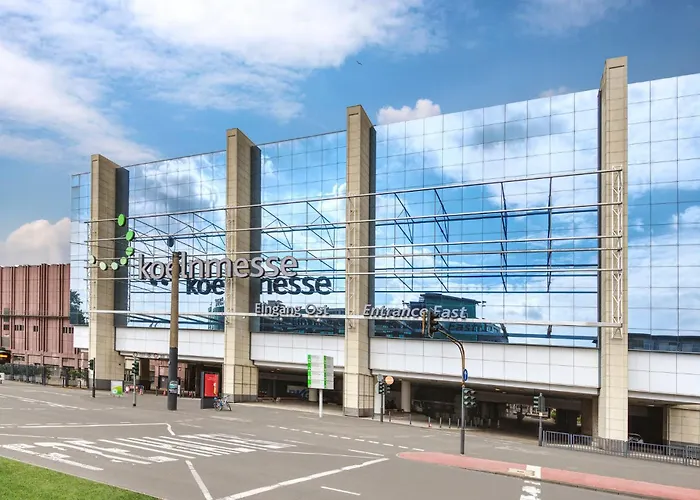 Hotel mit Hund Holiday Inn Express Cologne Muelheim By Ihg